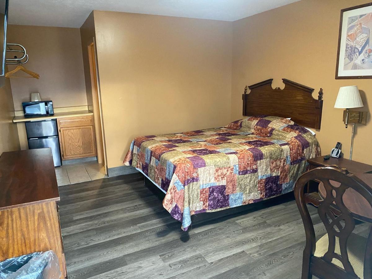 Hoosier Travel Lodge Jeffersonville Zewnętrze zdjęcie